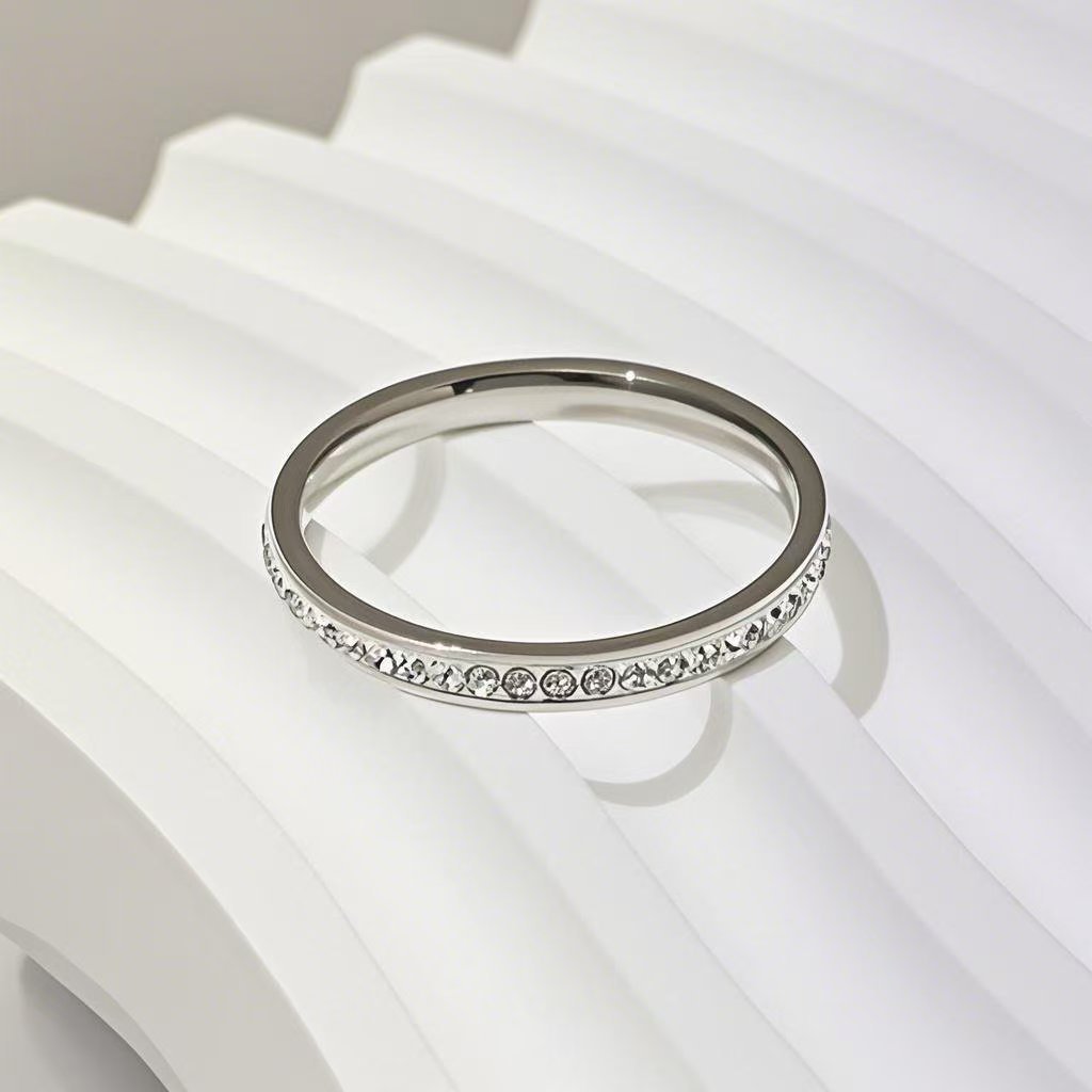 GLOW RING