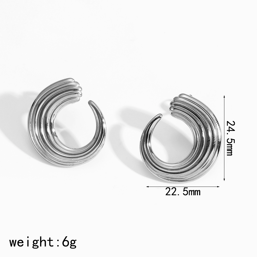 Swirl Studs
