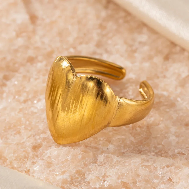 Bold Heart Ring