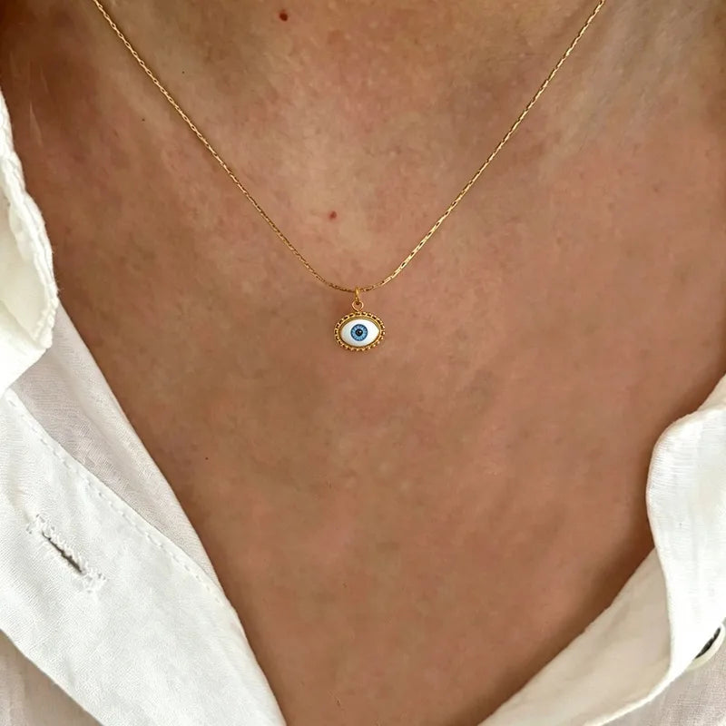 Mistery Eye Necklace