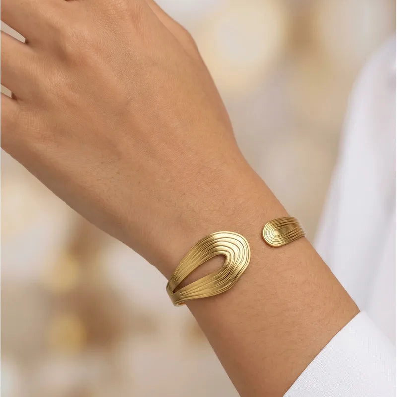 Orbit Bracelet