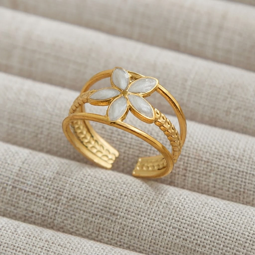 Petal Band Ring