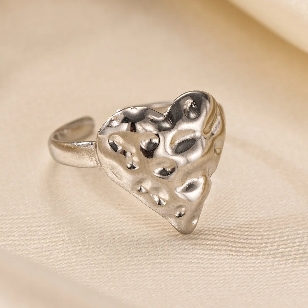 Silver Texture Heart Ring