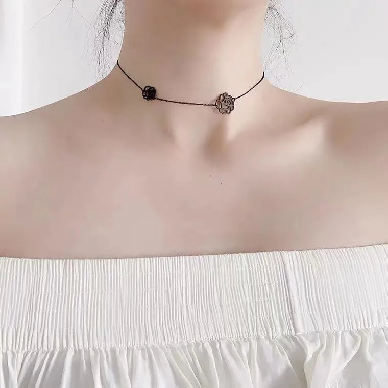 Rose Choker