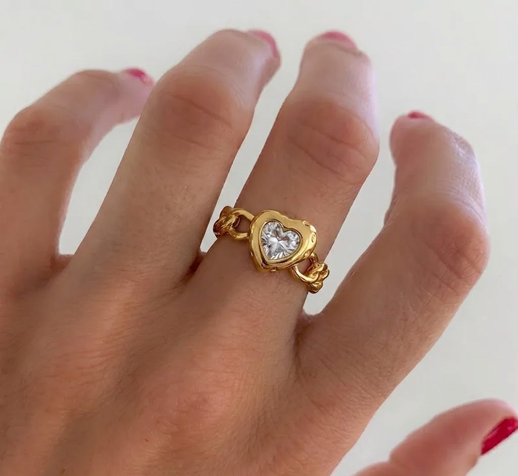 Amour Chain Ring