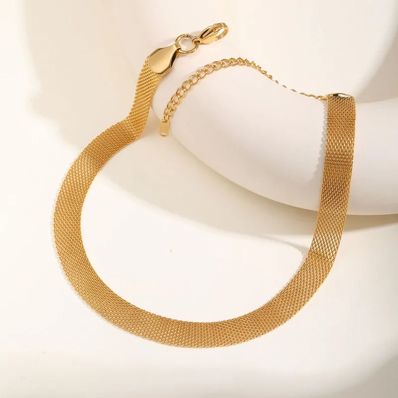 Chic Choker