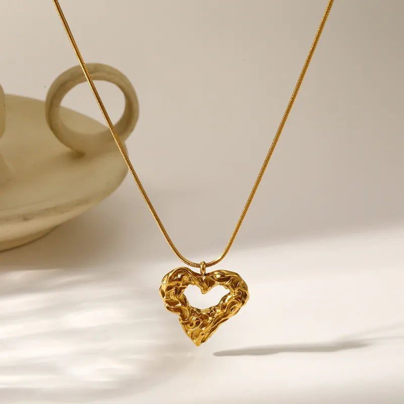 Icon Heart Necklace