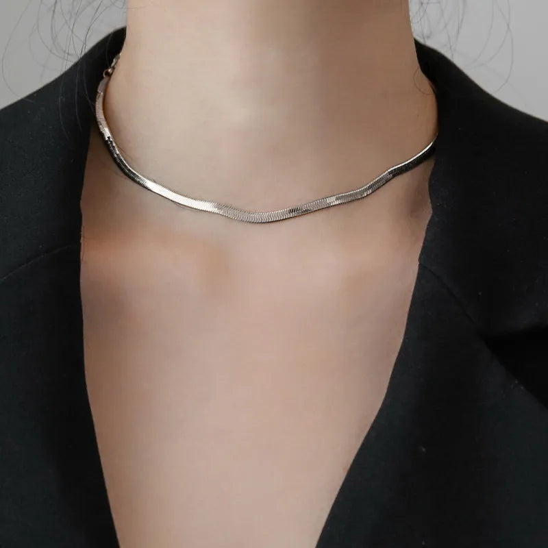 Sleek Snake Choker